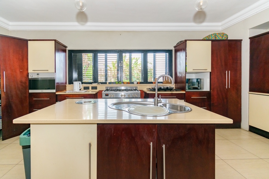 5 Bedroom Property for Sale in Salt Rock KwaZulu-Natal