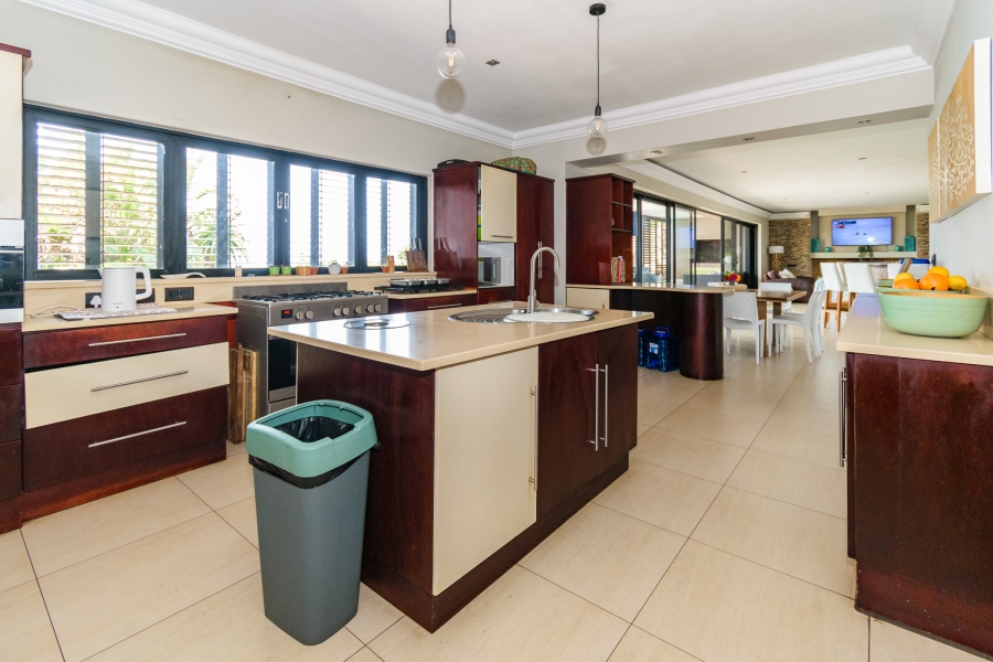 5 Bedroom Property for Sale in Salt Rock KwaZulu-Natal