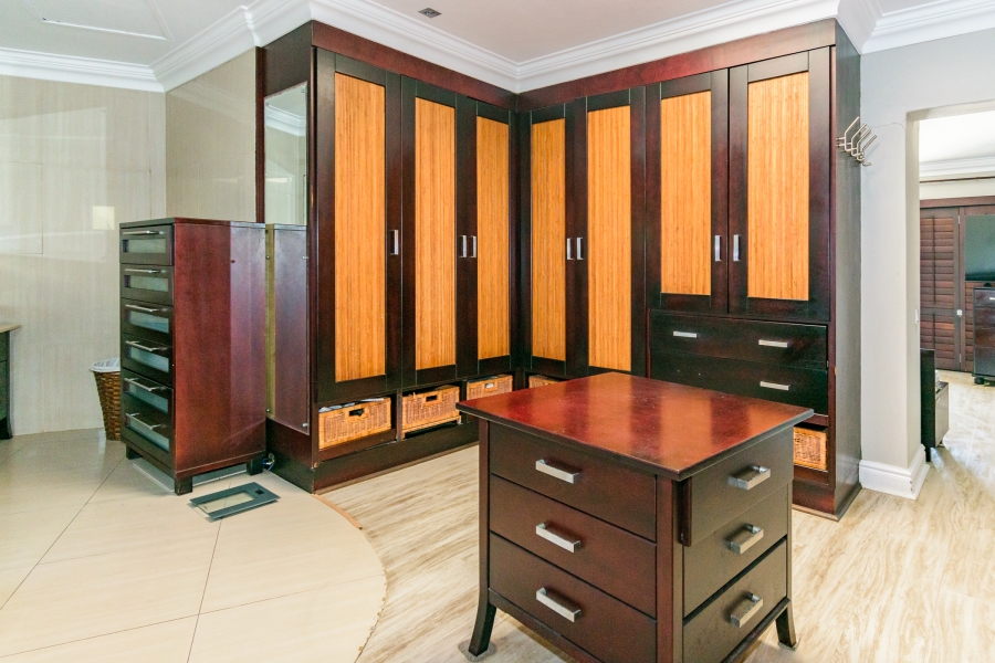 5 Bedroom Property for Sale in Salt Rock KwaZulu-Natal