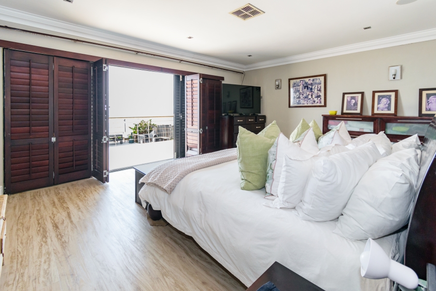 5 Bedroom Property for Sale in Salt Rock KwaZulu-Natal