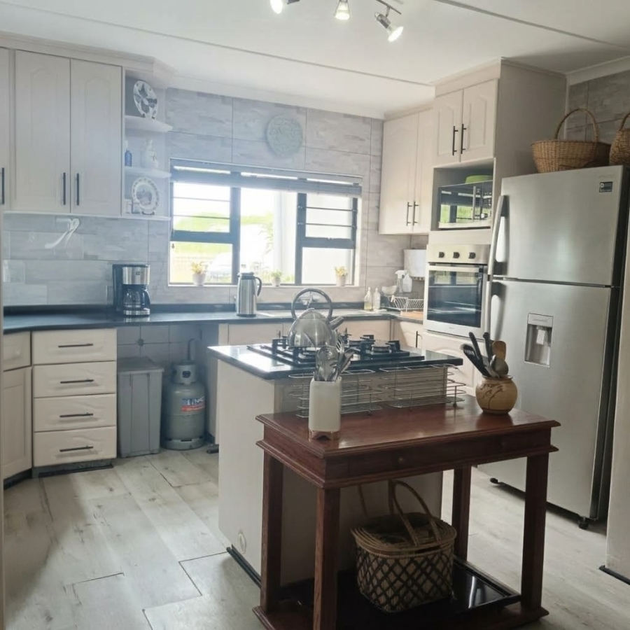 4 Bedroom Property for Sale in Birdswood KwaZulu-Natal