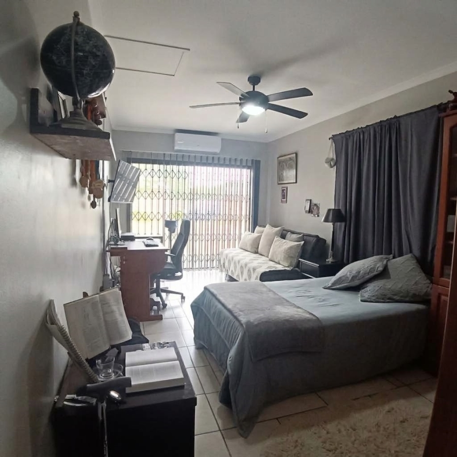 4 Bedroom Property for Sale in Birdswood KwaZulu-Natal