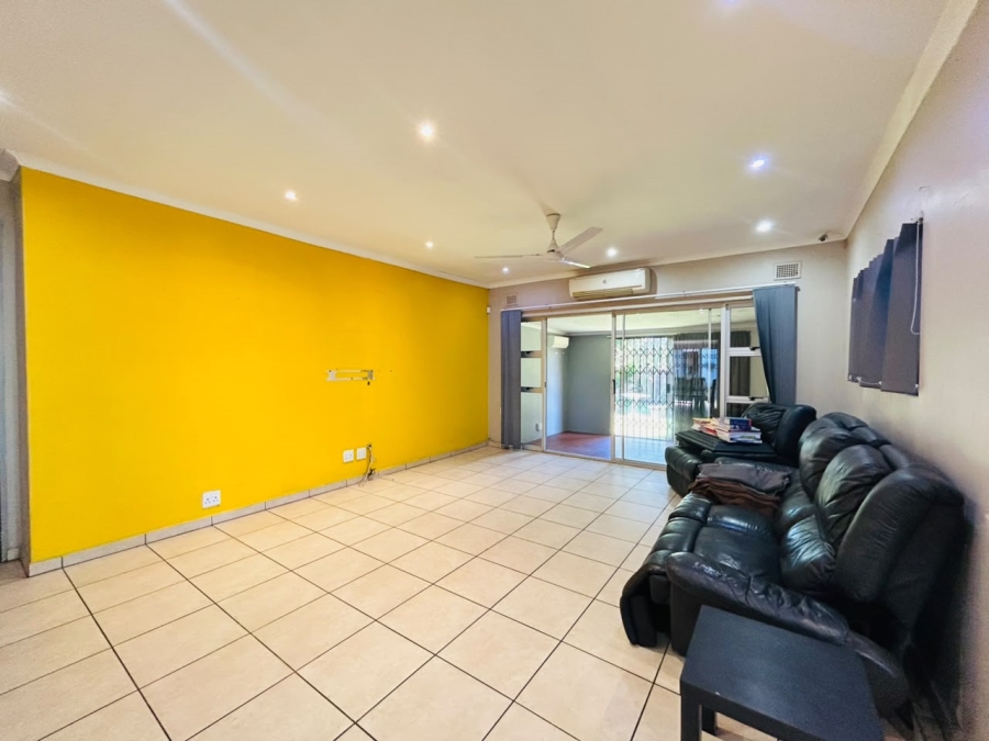 3 Bedroom Property for Sale in Meer En See KwaZulu-Natal