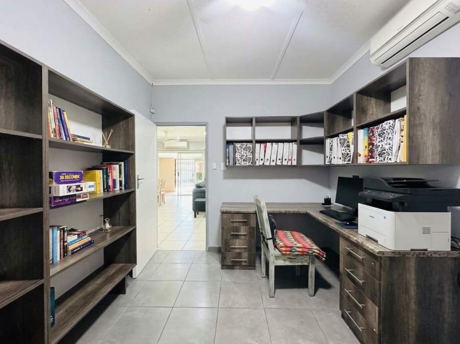 3 Bedroom Property for Sale in Meer En See KwaZulu-Natal