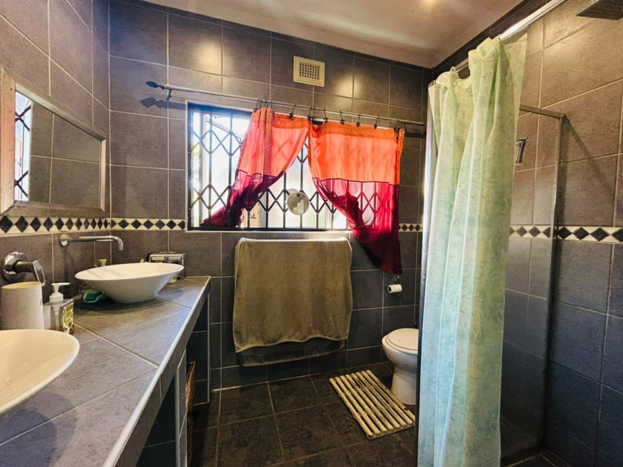 3 Bedroom Property for Sale in Meer En See KwaZulu-Natal
