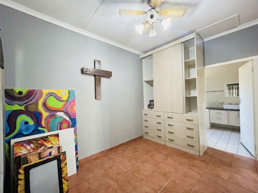 3 Bedroom Property for Sale in Meer En See KwaZulu-Natal