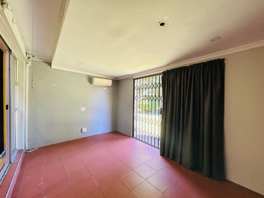 3 Bedroom Property for Sale in Meer En See KwaZulu-Natal
