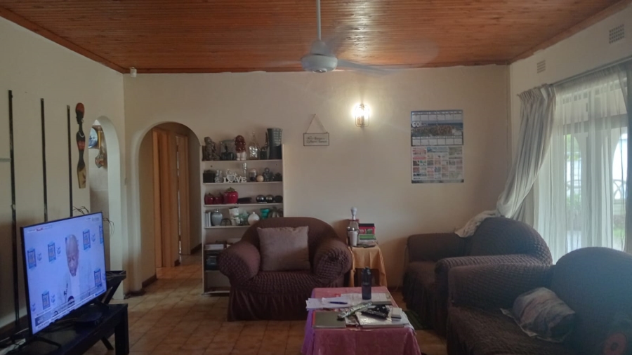 5 Bedroom Property for Sale in Veld En Vlei KwaZulu-Natal