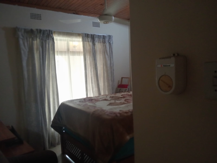 5 Bedroom Property for Sale in Veld En Vlei KwaZulu-Natal