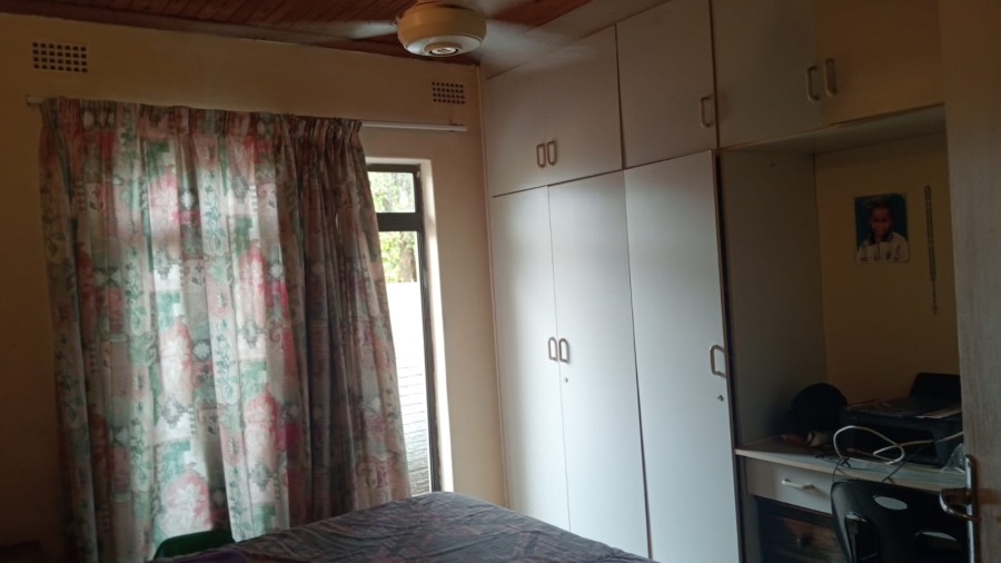 5 Bedroom Property for Sale in Veld En Vlei KwaZulu-Natal