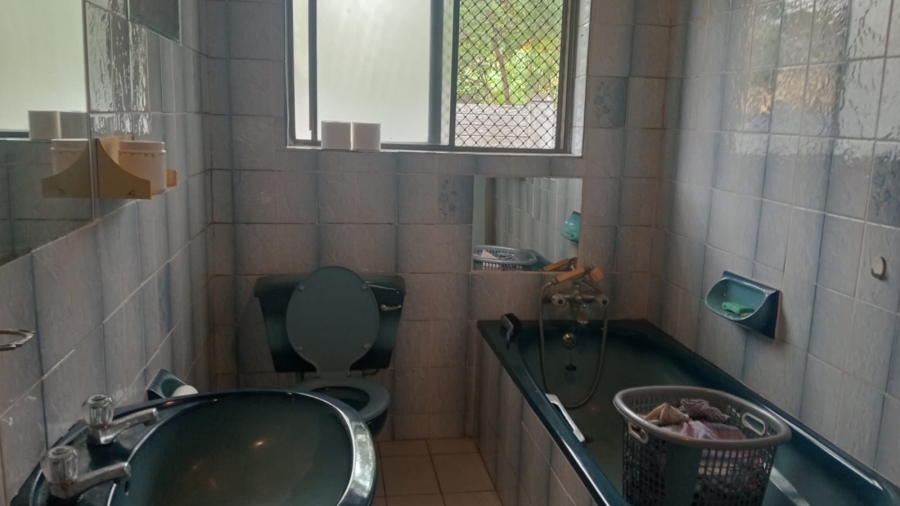 5 Bedroom Property for Sale in Veld En Vlei KwaZulu-Natal