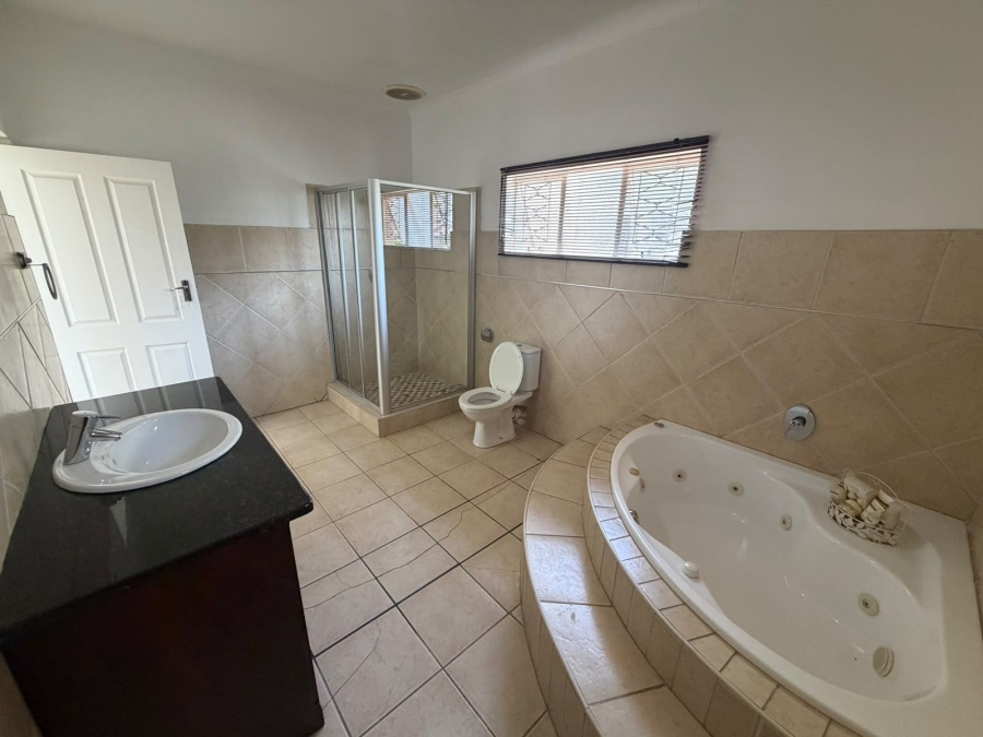 4 Bedroom Property for Sale in Northern Park KwaZulu-Natal