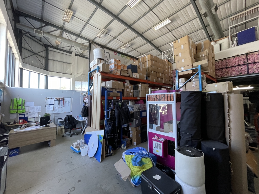 To Let Commercial Property for Rent in Riverhorse Valley KwaZulu-Natal