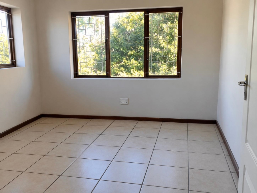 3 Bedroom Property for Sale in Essenwood KwaZulu-Natal