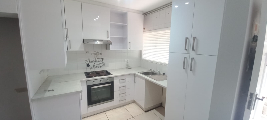 To Let 2 Bedroom Property for Rent in Glenmore KwaZulu-Natal