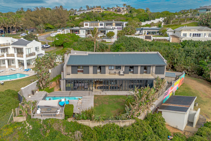 5 Bedroom Property for Sale in Salt Rock KwaZulu-Natal