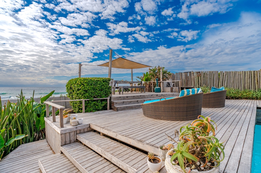5 Bedroom Property for Sale in Salt Rock KwaZulu-Natal
