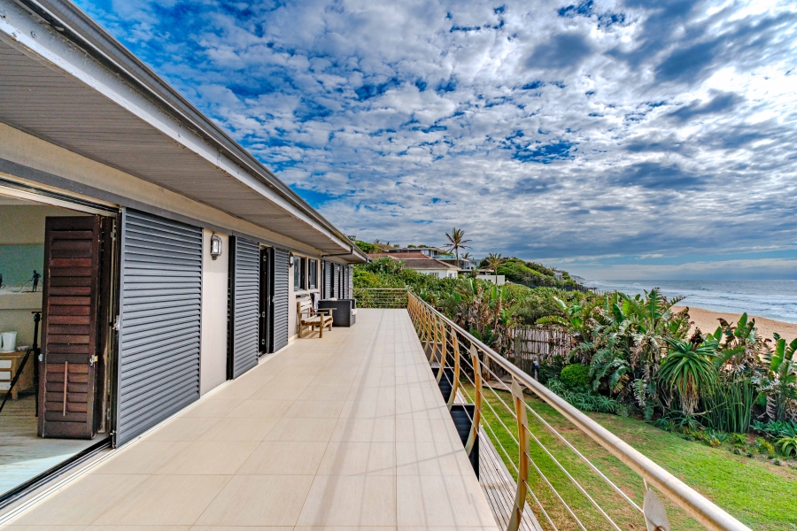 5 Bedroom Property for Sale in Salt Rock KwaZulu-Natal