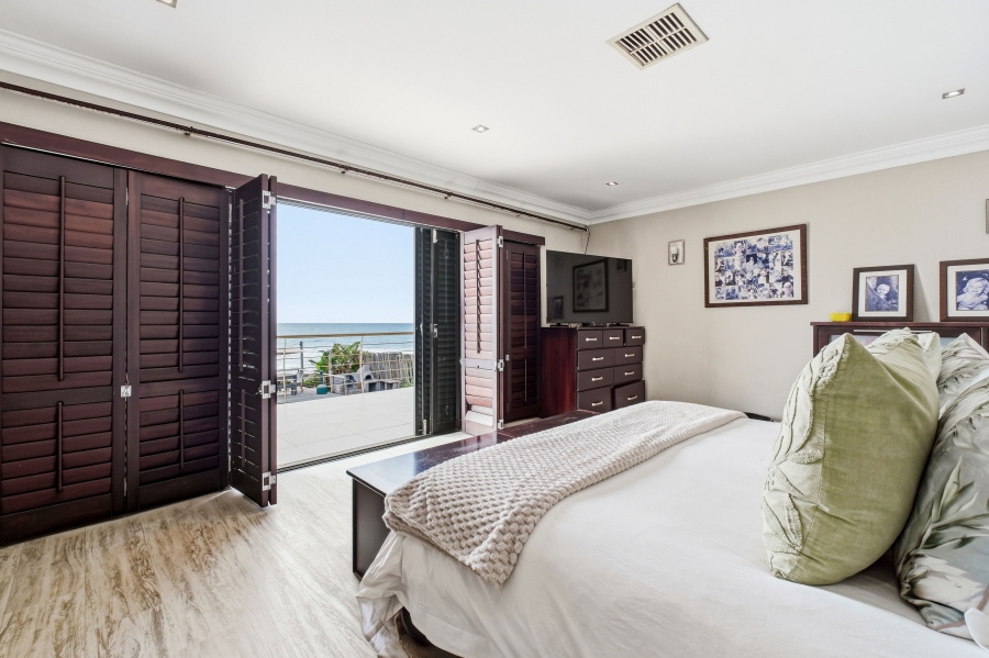 5 Bedroom Property for Sale in Salt Rock KwaZulu-Natal
