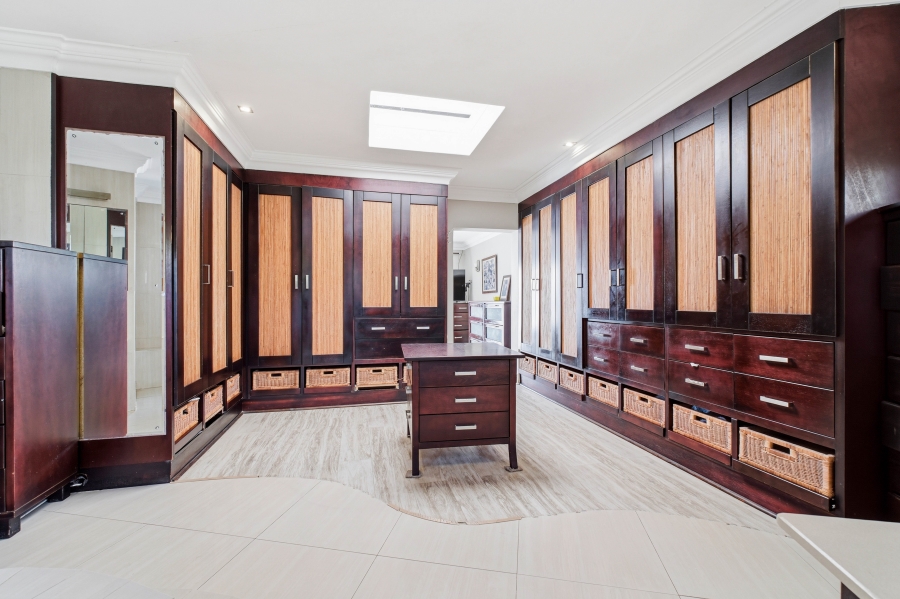 5 Bedroom Property for Sale in Salt Rock KwaZulu-Natal