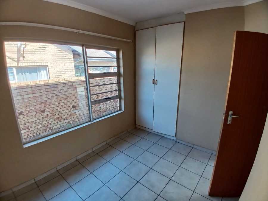 To Let 3 Bedroom Property for Rent in Pioneer Park KwaZulu-Natal