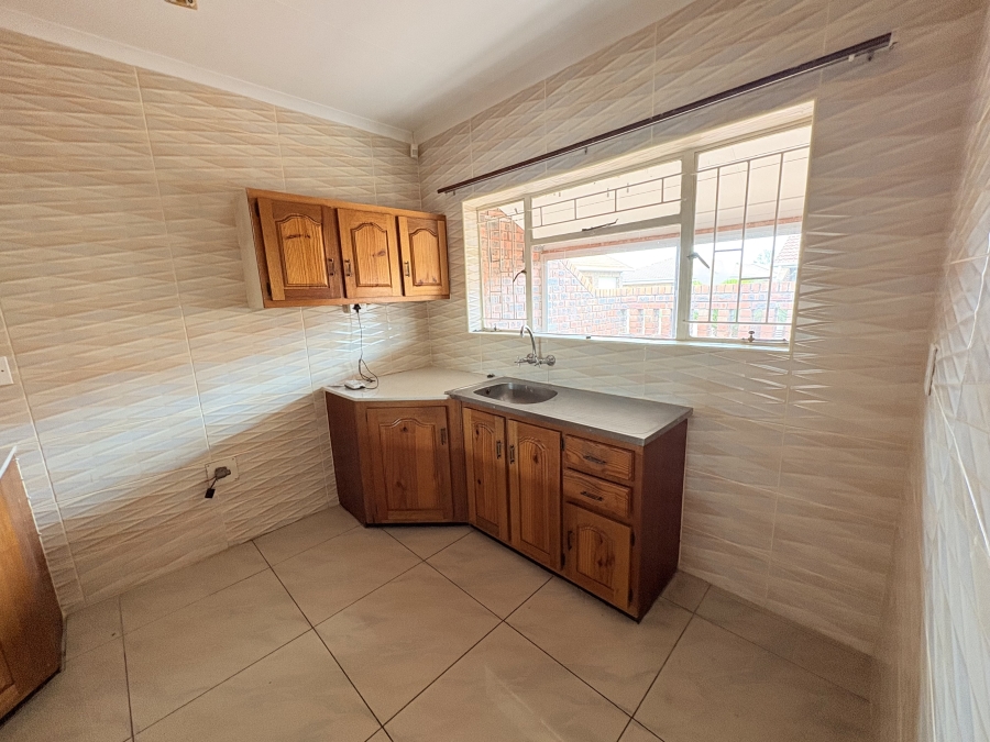 To Let 3 Bedroom Property for Rent in Newcastle KwaZulu-Natal