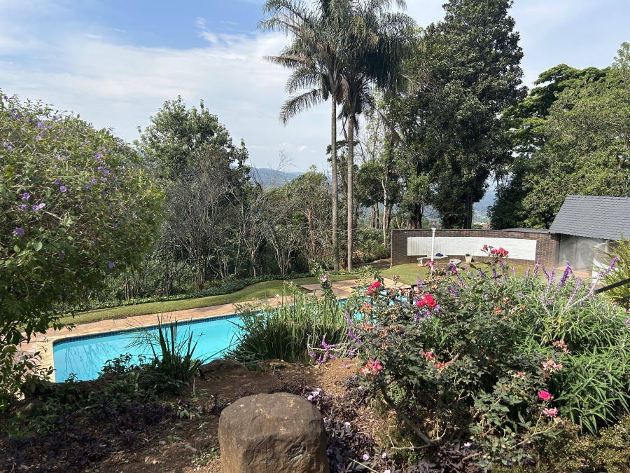 To Let 2 Bedroom Property for Rent in Worlds View KwaZulu-Natal