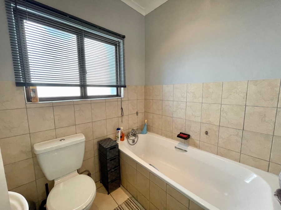 3 Bedroom Property for Sale in Sheffield Beach KwaZulu-Natal