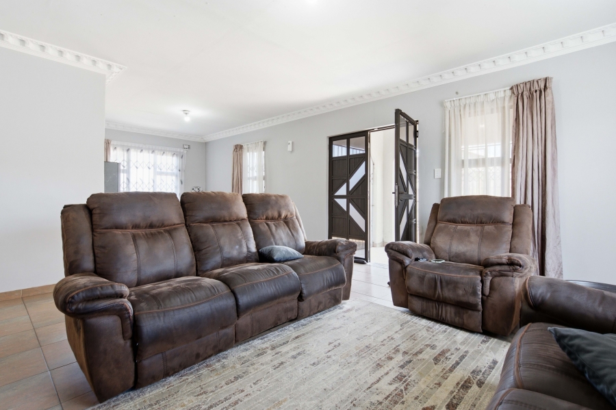 3 Bedroom Property for Sale in Lovu KwaZulu-Natal
