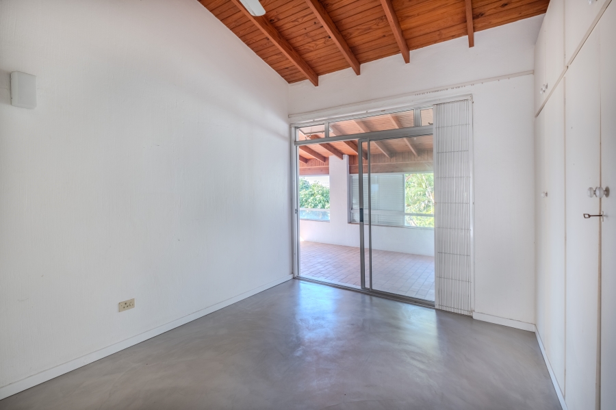 To Let 4 Bedroom Property for Rent in Umhlanga KwaZulu-Natal