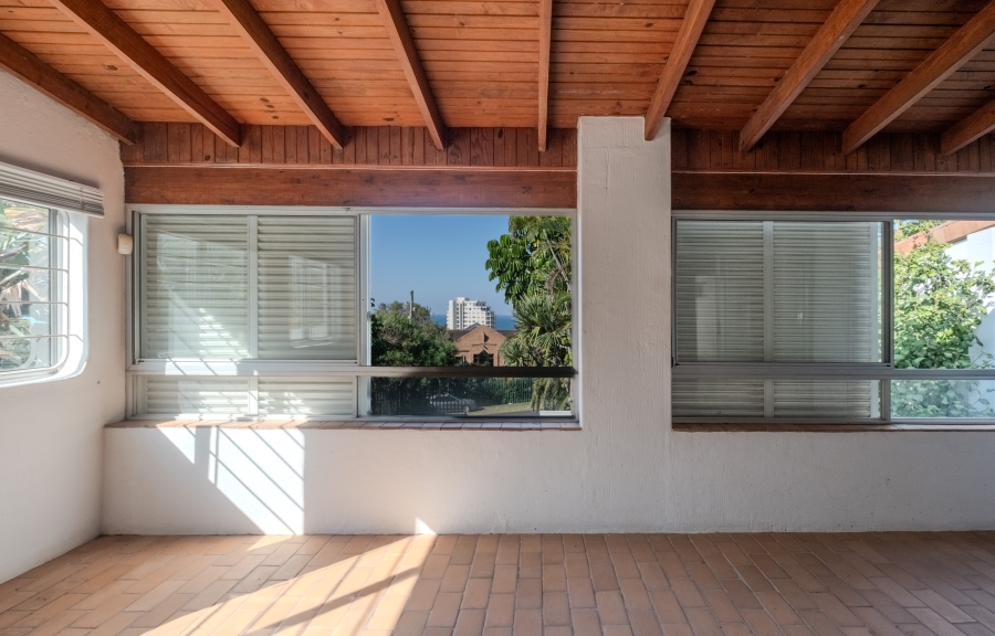 To Let 4 Bedroom Property for Rent in Umhlanga KwaZulu-Natal