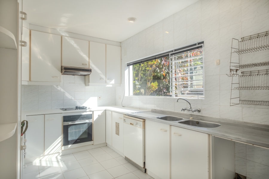 To Let 4 Bedroom Property for Rent in Umhlanga KwaZulu-Natal