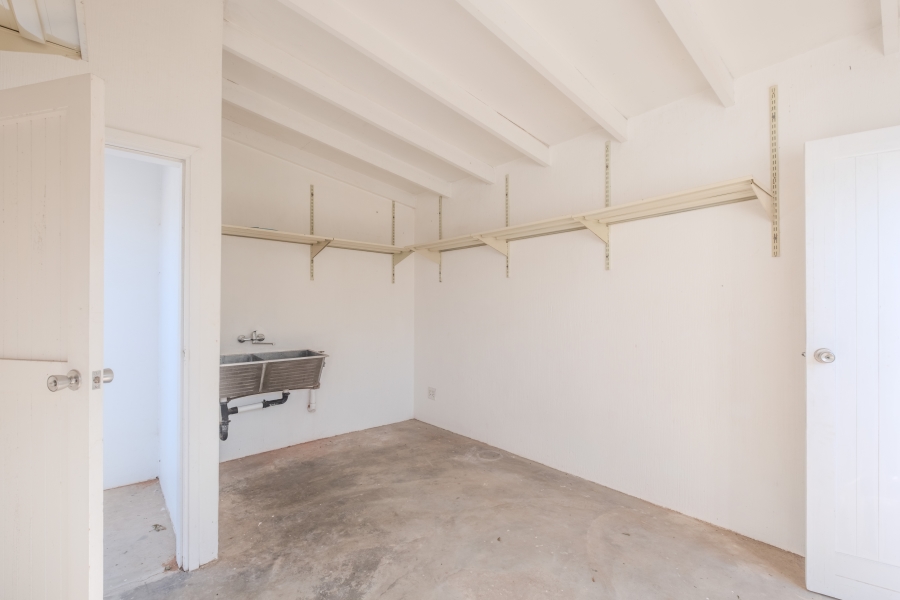 To Let 4 Bedroom Property for Rent in Umhlanga KwaZulu-Natal
