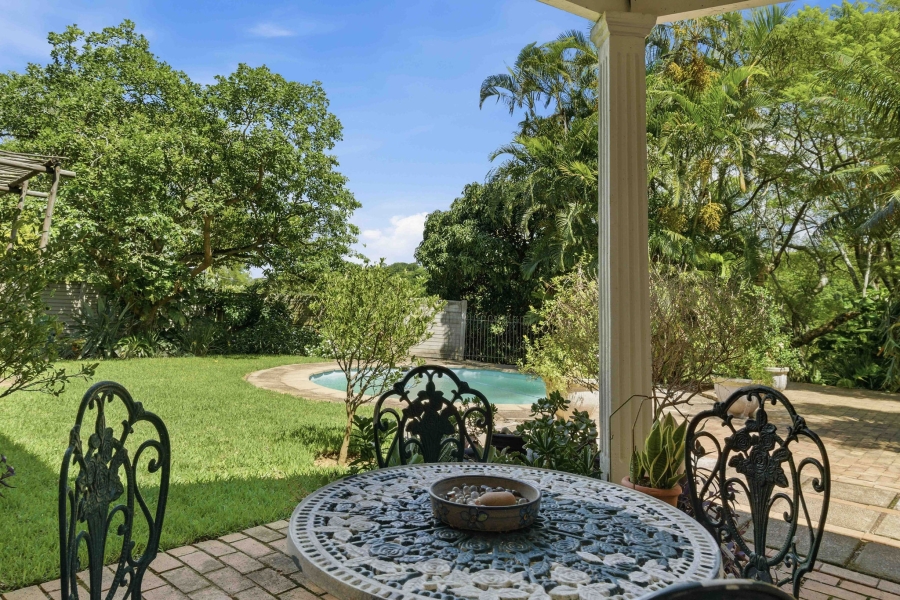 6 Bedroom Property for Sale in Amanzimtoti KwaZulu-Natal