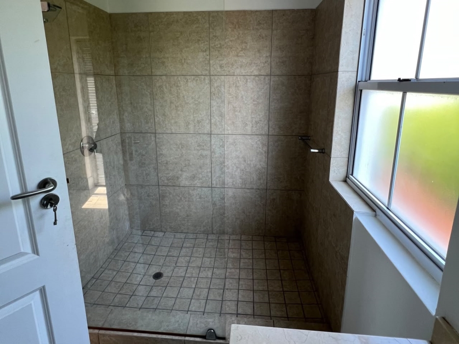 To Let 1 Bedroom Property for Rent in Mount Edgecombe Country Estate KwaZulu-Natal