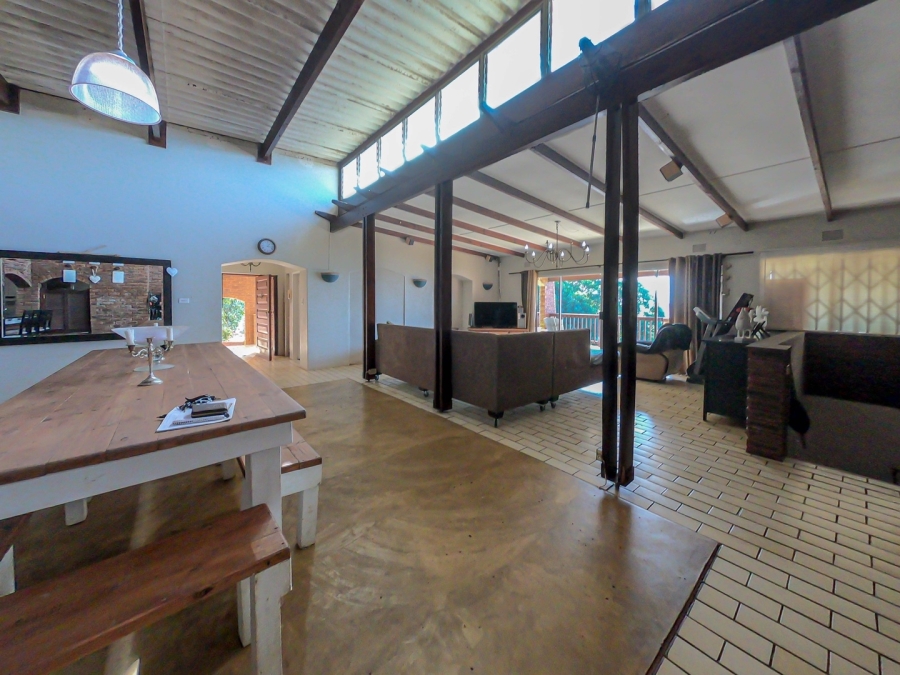 4 Bedroom Property for Sale in Freeland Park KwaZulu-Natal