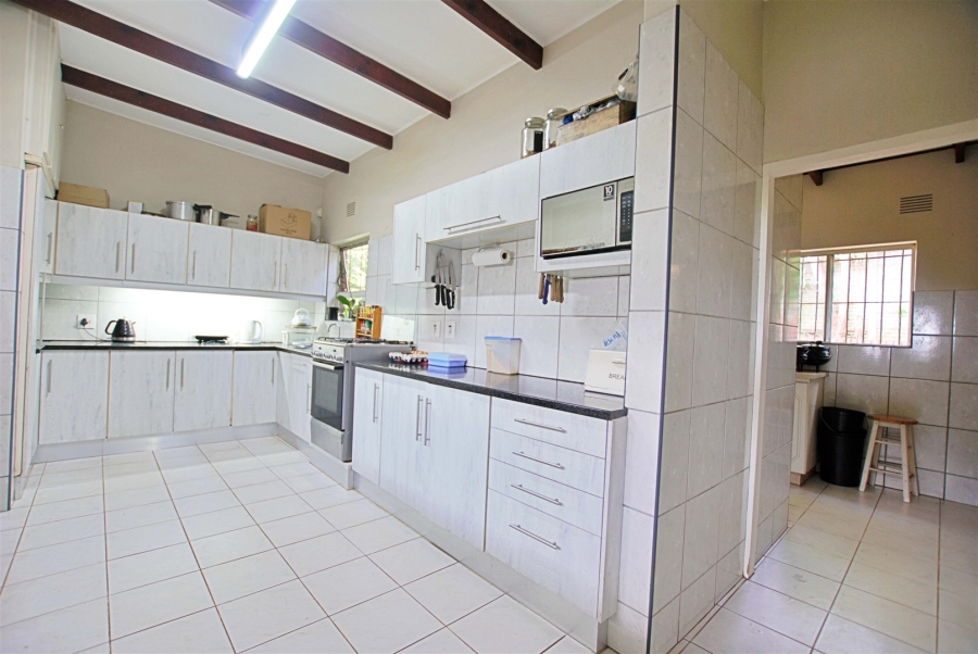 4 Bedroom Property for Sale in Freeland Park KwaZulu-Natal