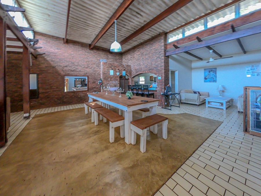 4 Bedroom Property for Sale in Freeland Park KwaZulu-Natal