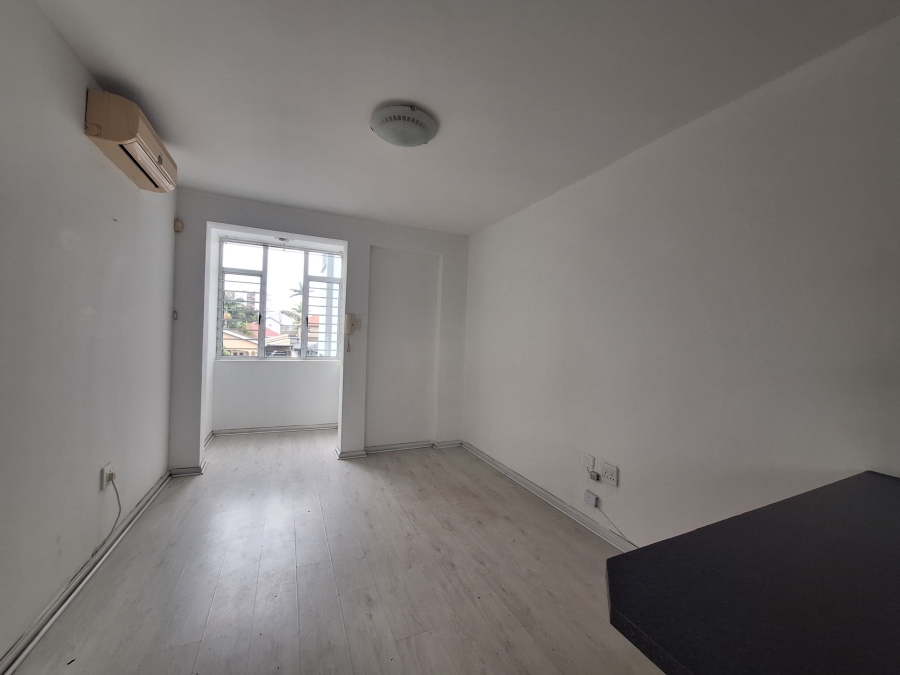 To Let 2 Bedroom Property for Rent in Glenwood KwaZulu-Natal