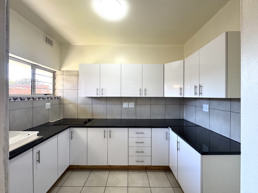 1 Bedroom Property for Sale in Scottburgh Central KwaZulu-Natal