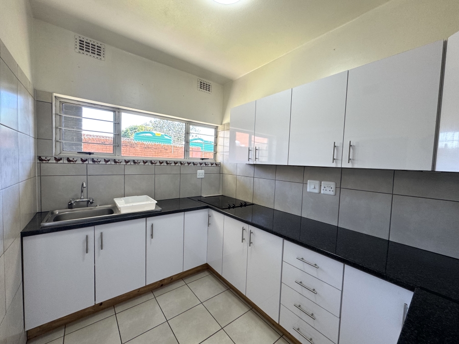 1 Bedroom Property for Sale in Scottburgh Central KwaZulu-Natal