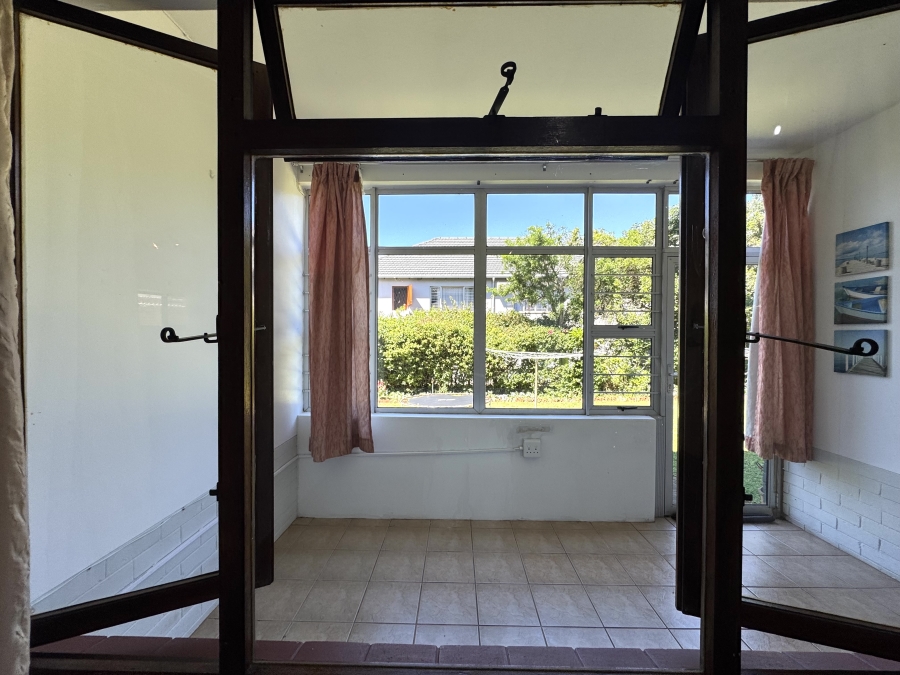 1 Bedroom Property for Sale in Scottburgh Central KwaZulu-Natal