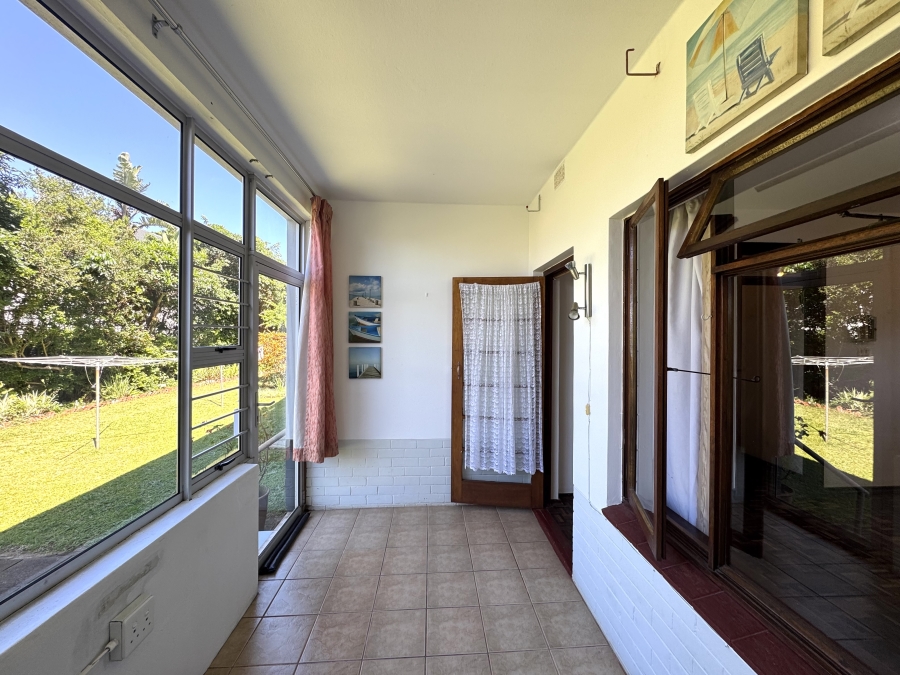 1 Bedroom Property for Sale in Scottburgh Central KwaZulu-Natal