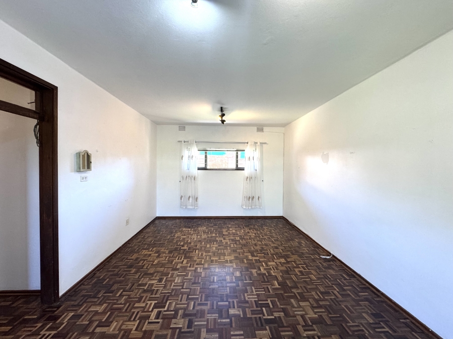 1 Bedroom Property for Sale in Scottburgh Central KwaZulu-Natal