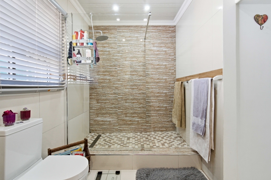 3 Bedroom Property for Sale in Widenham KwaZulu-Natal