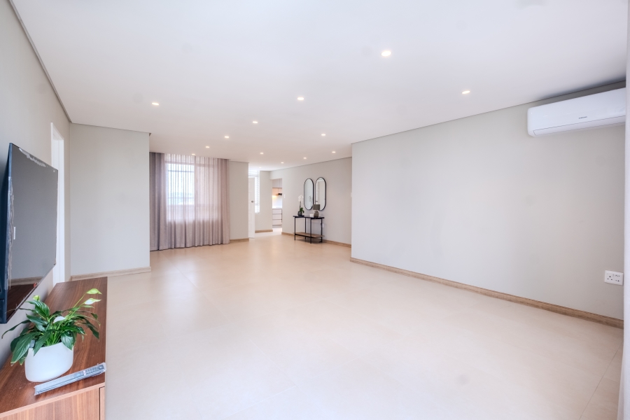 2 Bedroom Property for Sale in Umhlanga KwaZulu-Natal