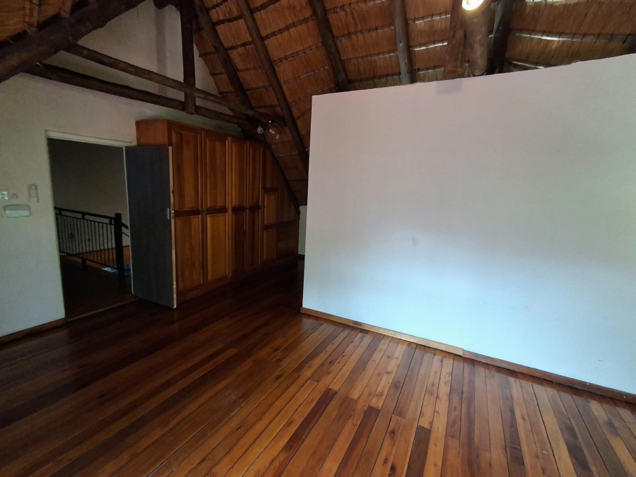 4 Bedroom Property for Sale in Meer En See KwaZulu-Natal