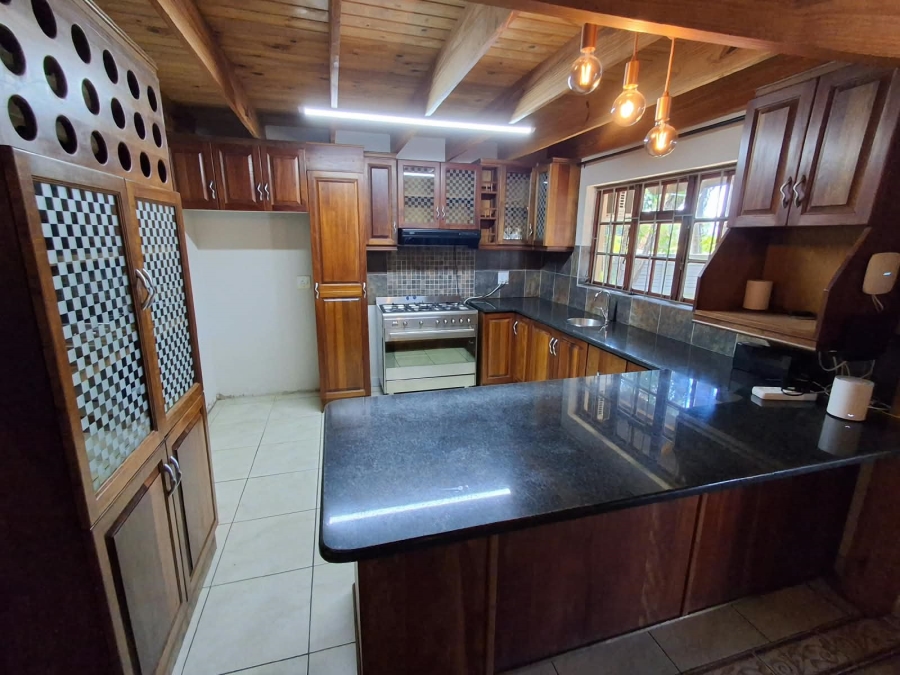 4 Bedroom Property for Sale in Meer En See KwaZulu-Natal