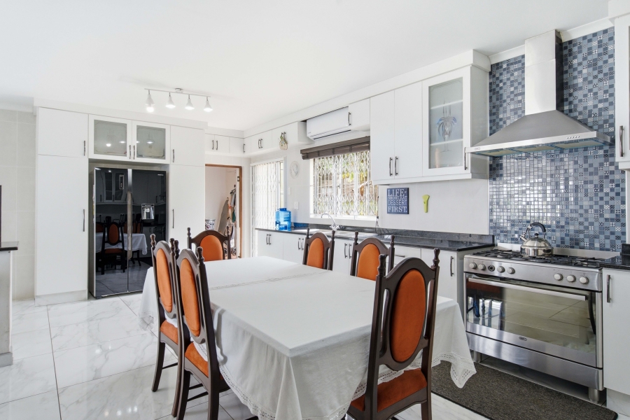 4 Bedroom Property for Sale in Widenham KwaZulu-Natal