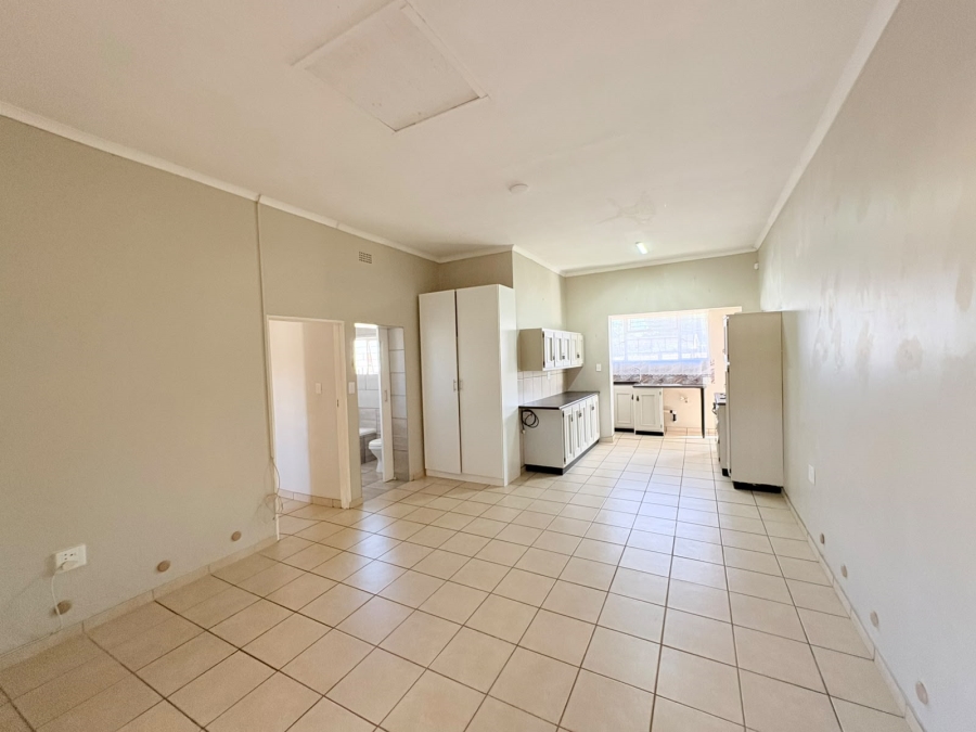 To Let 5 Bedroom Property for Rent in Pioneer Park KwaZulu-Natal